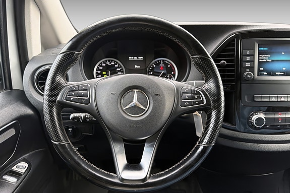 Mercedes-Benz Vito 15 of 19