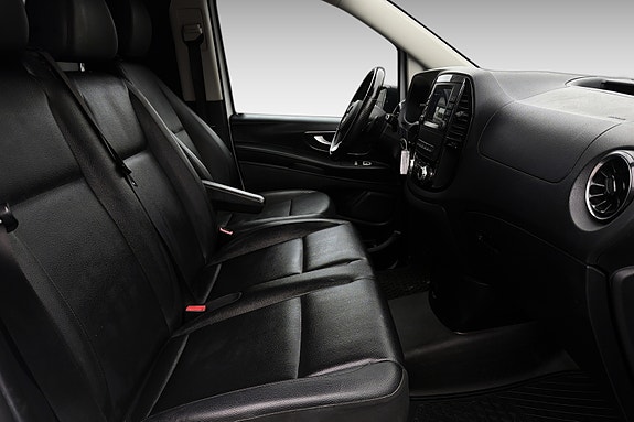 Mercedes-Benz Vito 19 of 19