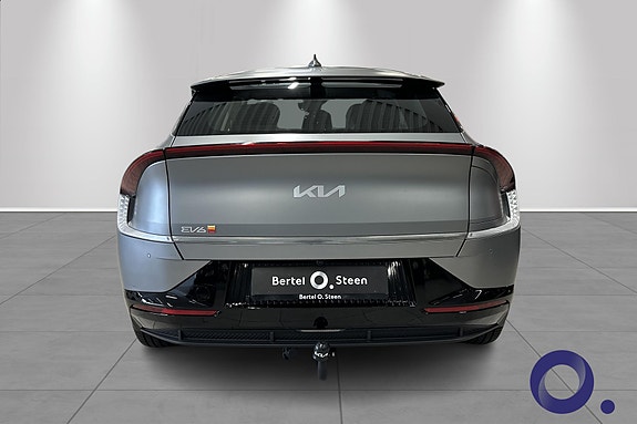 Kia EV6 8 of 30