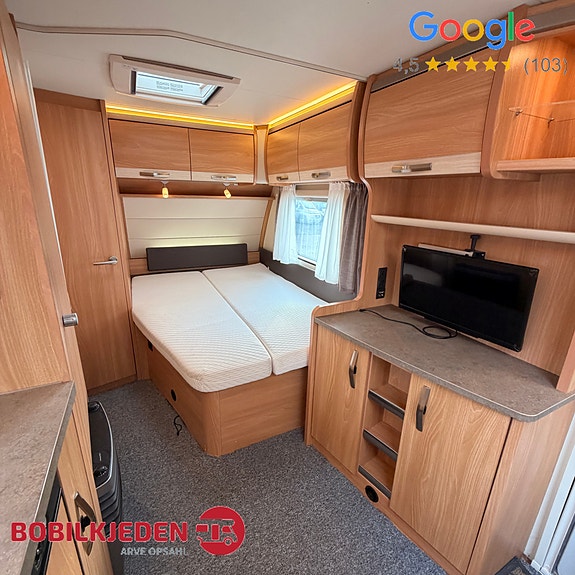 Knaus Südwind 500 Silver Selection || Truma gass + 230v | Markise | TV | U-sittegruppe | Dobbeltseng 14 of 27