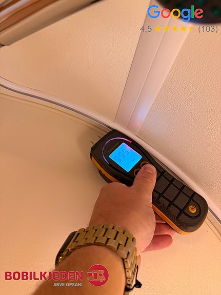 Knaus Südwind 500 Silver Selection || Truma gass + 230v | Markise | TV | U-sittegruppe | Dobbeltseng 27 of 27