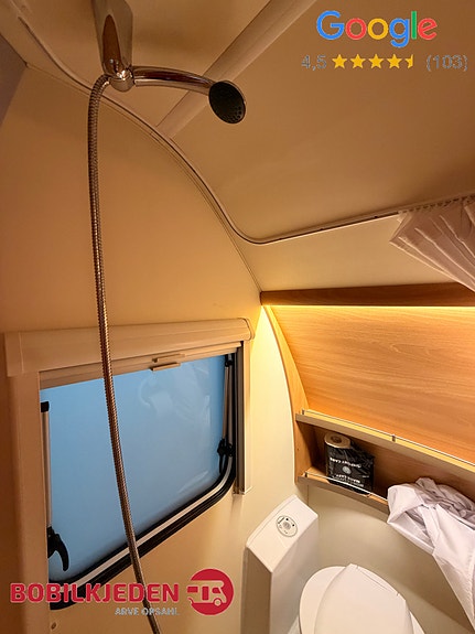 Knaus Südwind 500 Silver Selection || Truma gass + 230v | Markise | TV | U-sittegruppe | Dobbeltseng 23 of 27