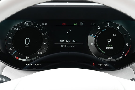 Land Rover Range Rover Sport 22 of 30