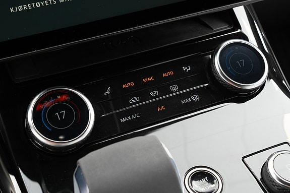 Land Rover Range Rover Sport 21 of 30