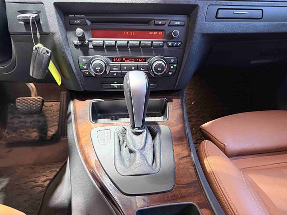 BMW 320d 21 of 30