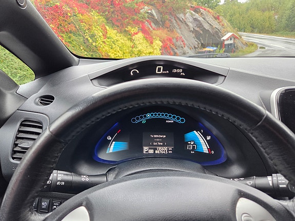 Nissan Leaf 11 of 11