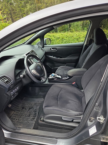 Nissan Leaf 10 of 11