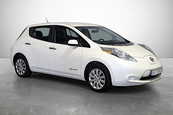 Nissan Leaf 4 of 23