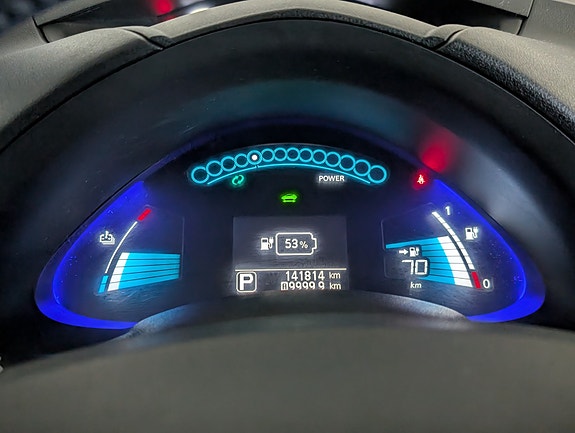 Nissan Leaf 15 of 23