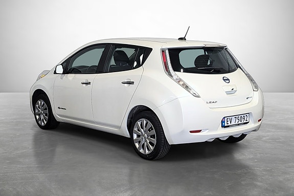 Nissan Leaf 6 of 23