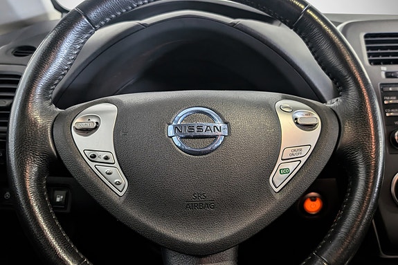 Nissan Leaf 14 of 23