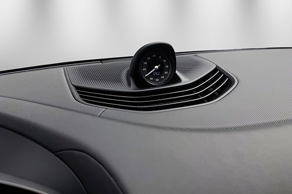 Porsche Taycan 4 29 of 30