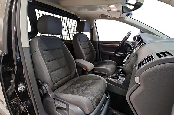 Volkswagen Touran 14 of 28