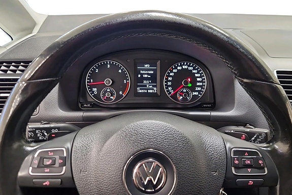 Volkswagen Touran 17 of 28
