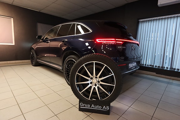 Mercedes-Benz EQC400 5 of 29