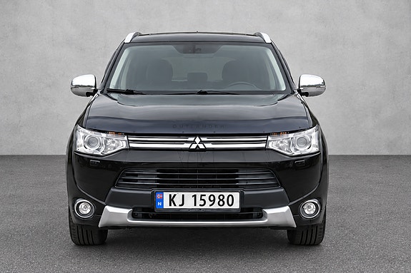 Mitsubishi Outlander 2 of 21