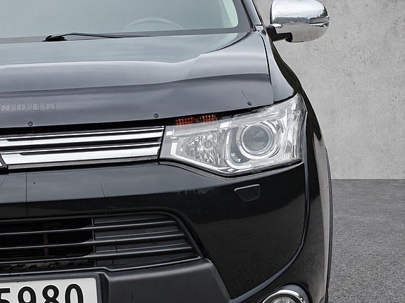 Mitsubishi Outlander 7 of 21