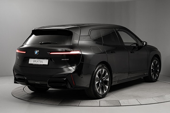 BMW iX 5 of 30