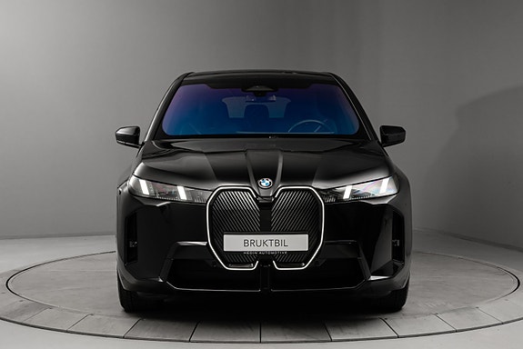 BMW iX 7 of 30