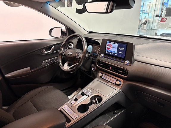 Hyundai Kona 9 of 23