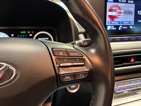 Hyundai Kona 16 of 23