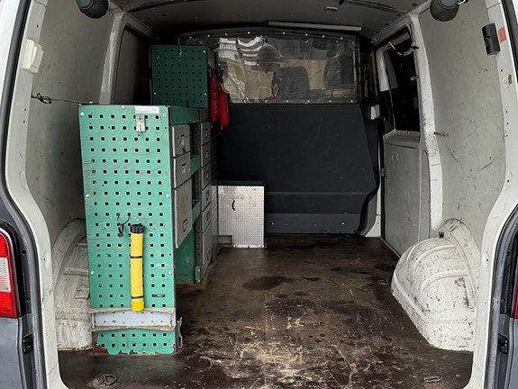 Volkswagen Transporter 15 of 16