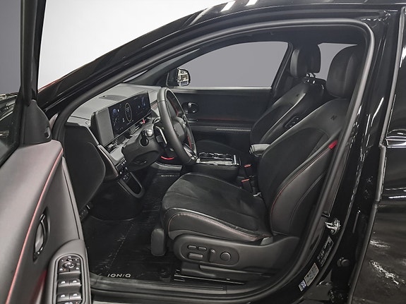 Hyundai Ioniq 5 12 of 30