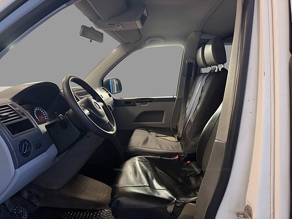 Volkswagen Transporter 13 of 19