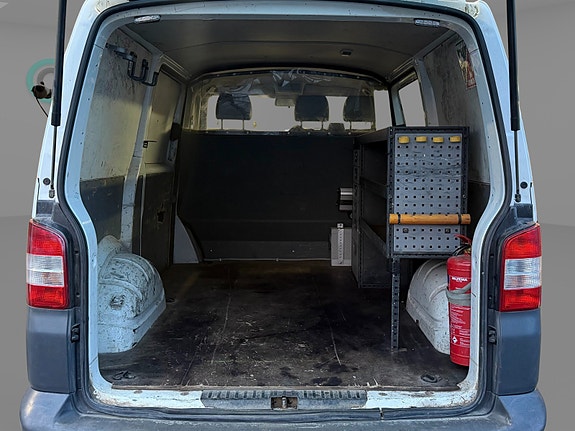 Volkswagen Transporter 14 of 19