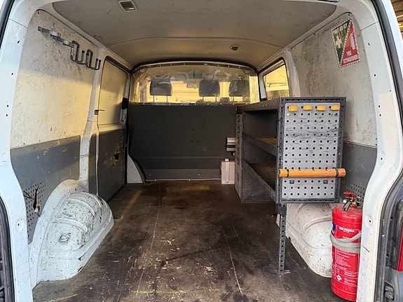 Volkswagen Transporter 15 of 19