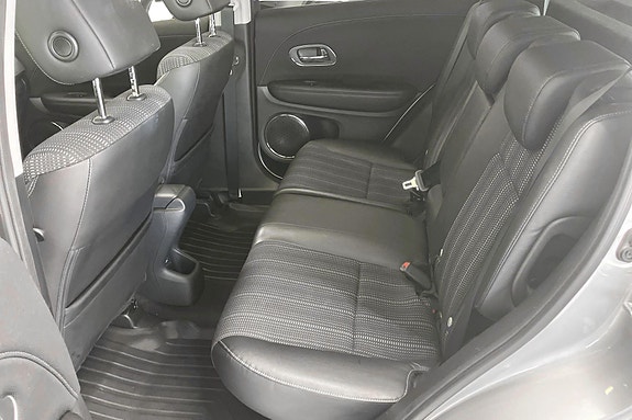 Honda HR-V 17 of 24