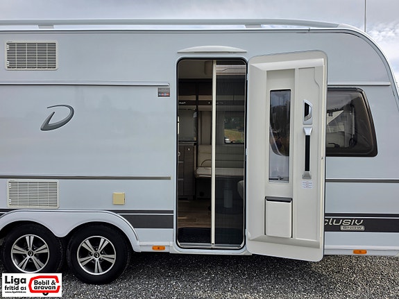 Dethleffs Exclusiv Snow 650 RET Alde / TV / Stekeovn / Vintervogn 14 of 30