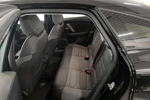 Citroen E-C4 7 of 24