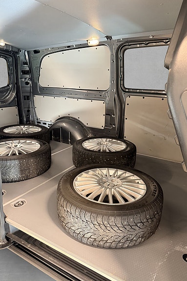 Mercedes-Benz Vito 119 27 of 29