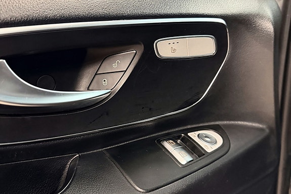 Mercedes-Benz Vito 119 11 of 29