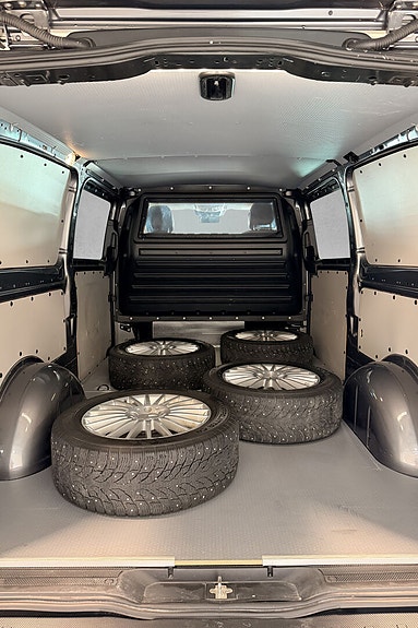 Mercedes-Benz Vito 119 28 of 29