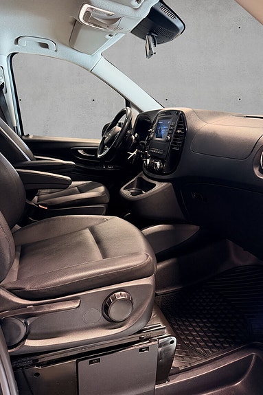 Mercedes-Benz Vito 119 25 of 29