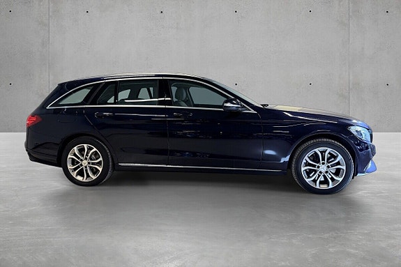 Mercedes-Benz 250 2 of 25