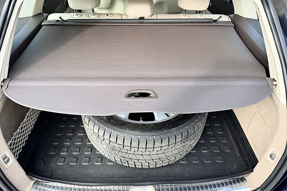 Mercedes-Benz 250 25 of 25