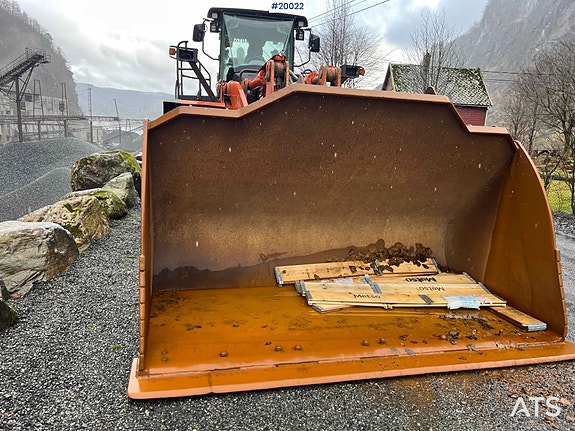 Hitachi zw370-6 hjullaster m / vekt, skriver og skuffe 5 of 30