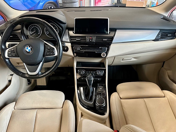 BMW 225xe 20 of 30