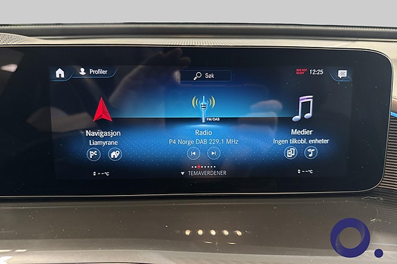 Mercedes-Benz EQC400 16 of 28