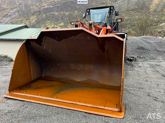 Hitachi zw370-6 Hjullaster m/ vekt, skriver og skuffe 8 of 30