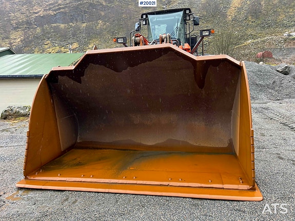 Hitachi zw370-6 Hjullaster m/ vekt, skriver og skuffe 9 of 30