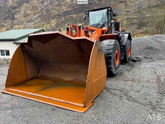 Hitachi zw370-6 Hjullaster m/ vekt, skriver og skuffe 23 of 30