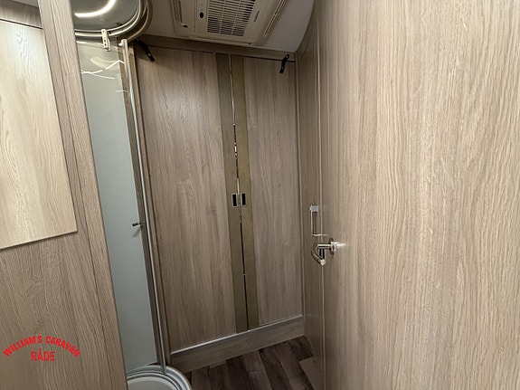 KABE Imperial I 910 GB / Støtteben / Enkle senger / 5 seter 22 of 30
