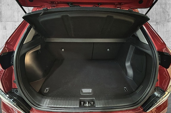 Hyundai Kona 10 of 27