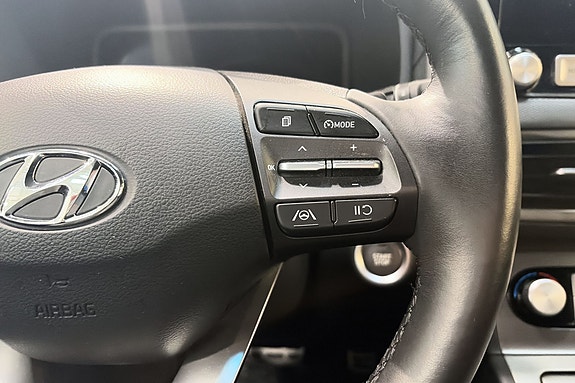 Hyundai Kona 18 of 27