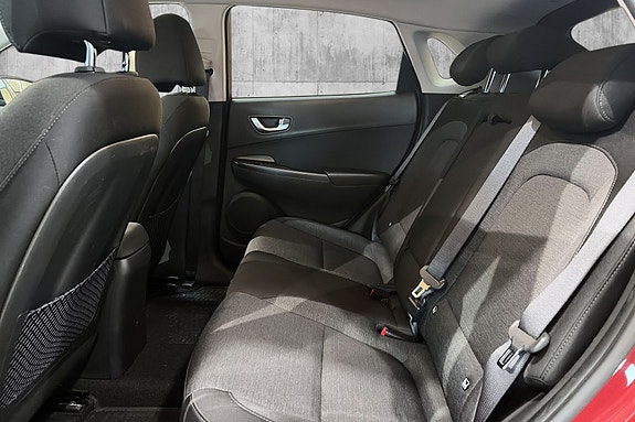 Hyundai Kona 19 of 27