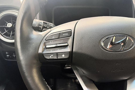 Hyundai Kona 17 of 27
